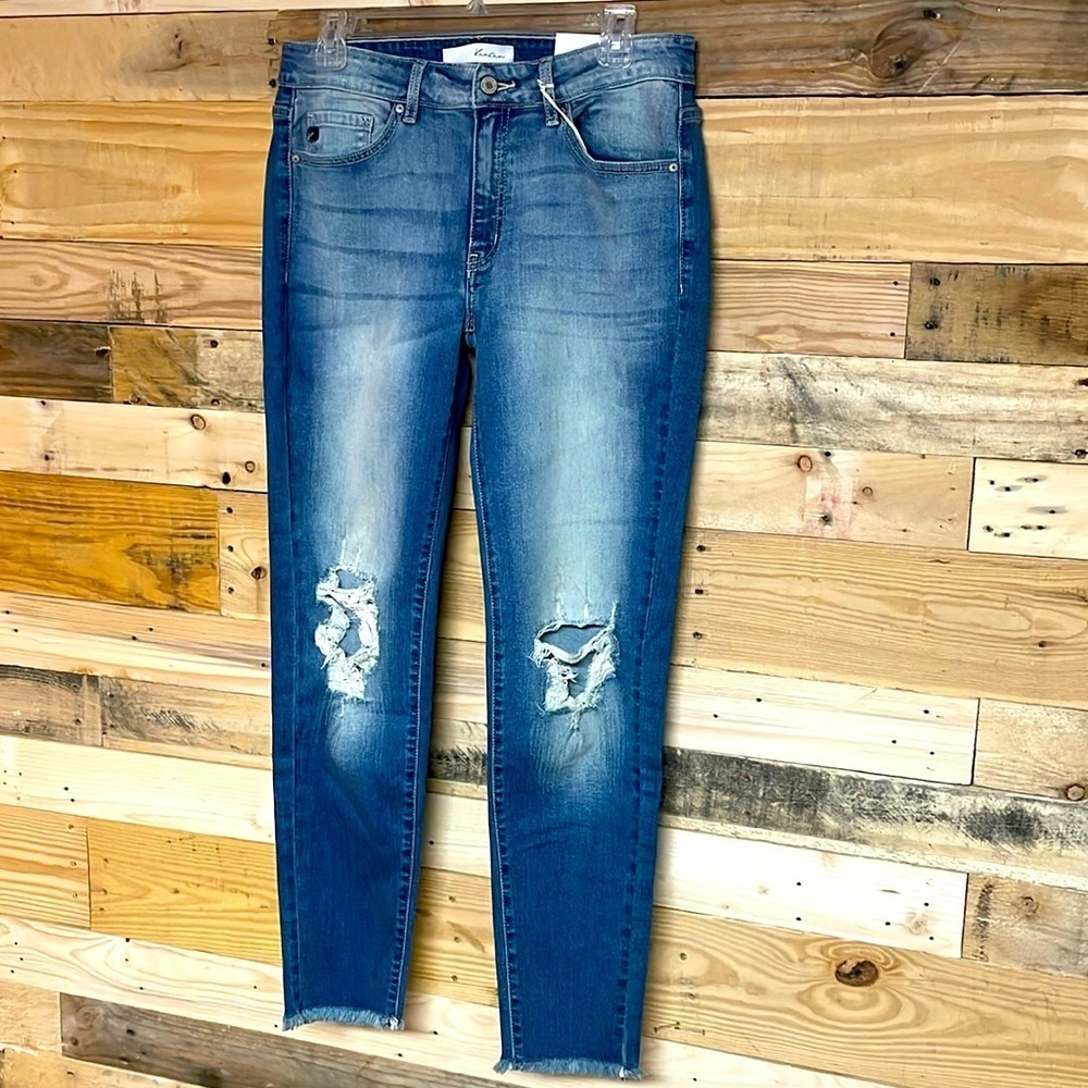 Kancan size 11/29 medium wash super skinny mid rise distressed jeans